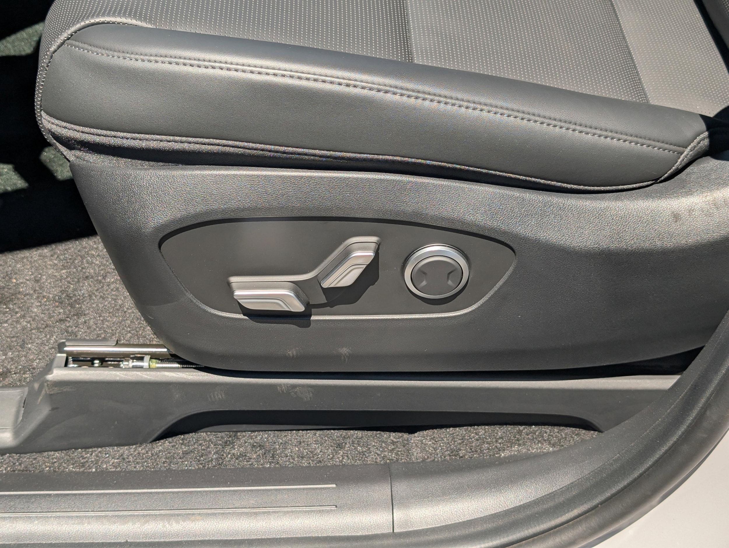 2026 Hyundai IONIQ 9 SEL - Photo 14