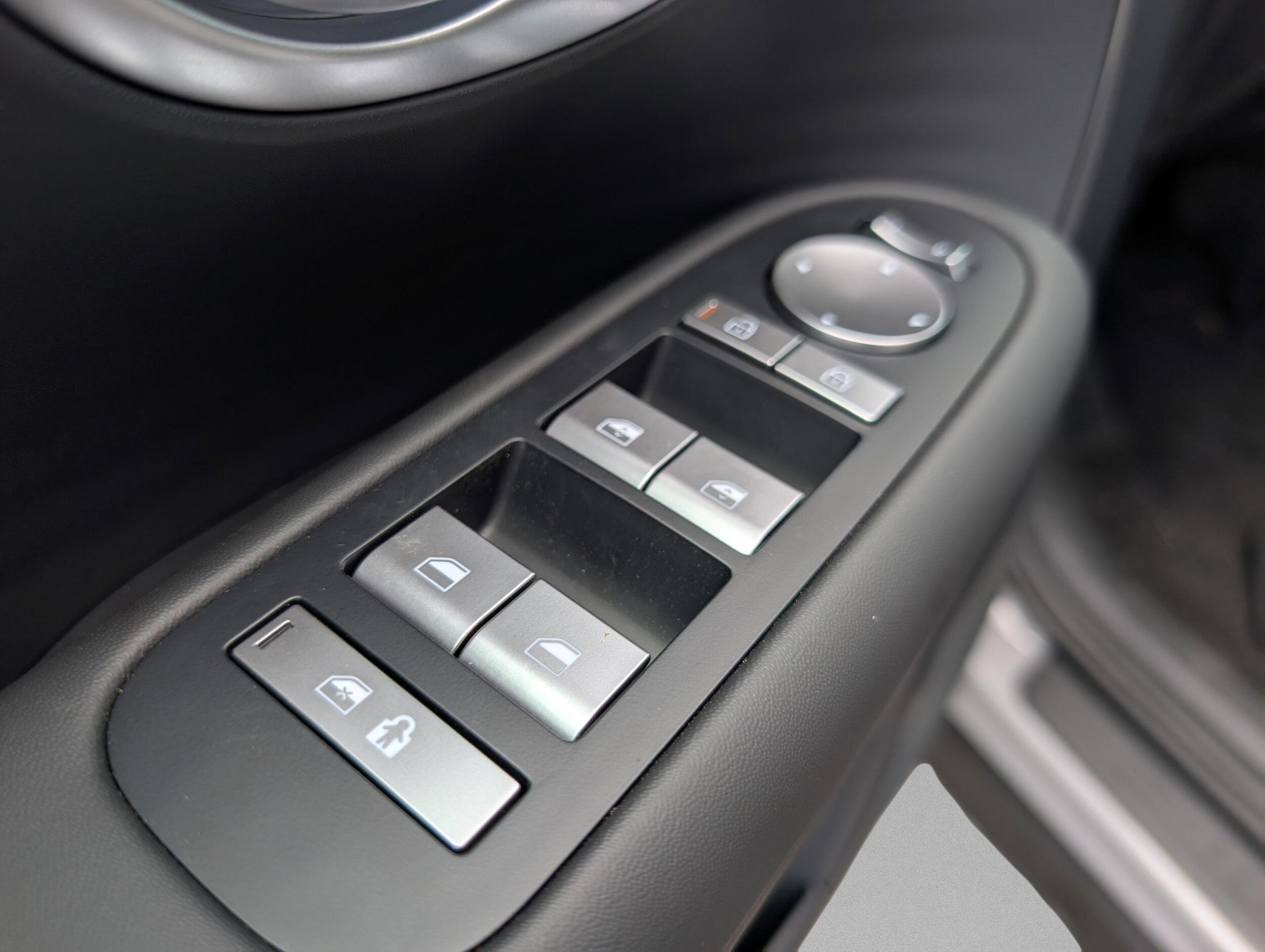 2026 Hyundai IONIQ 9 SE - Photo 14