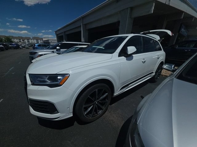 2020 Audi Q7 55 Premium Plus quattro Tiptronic's photo