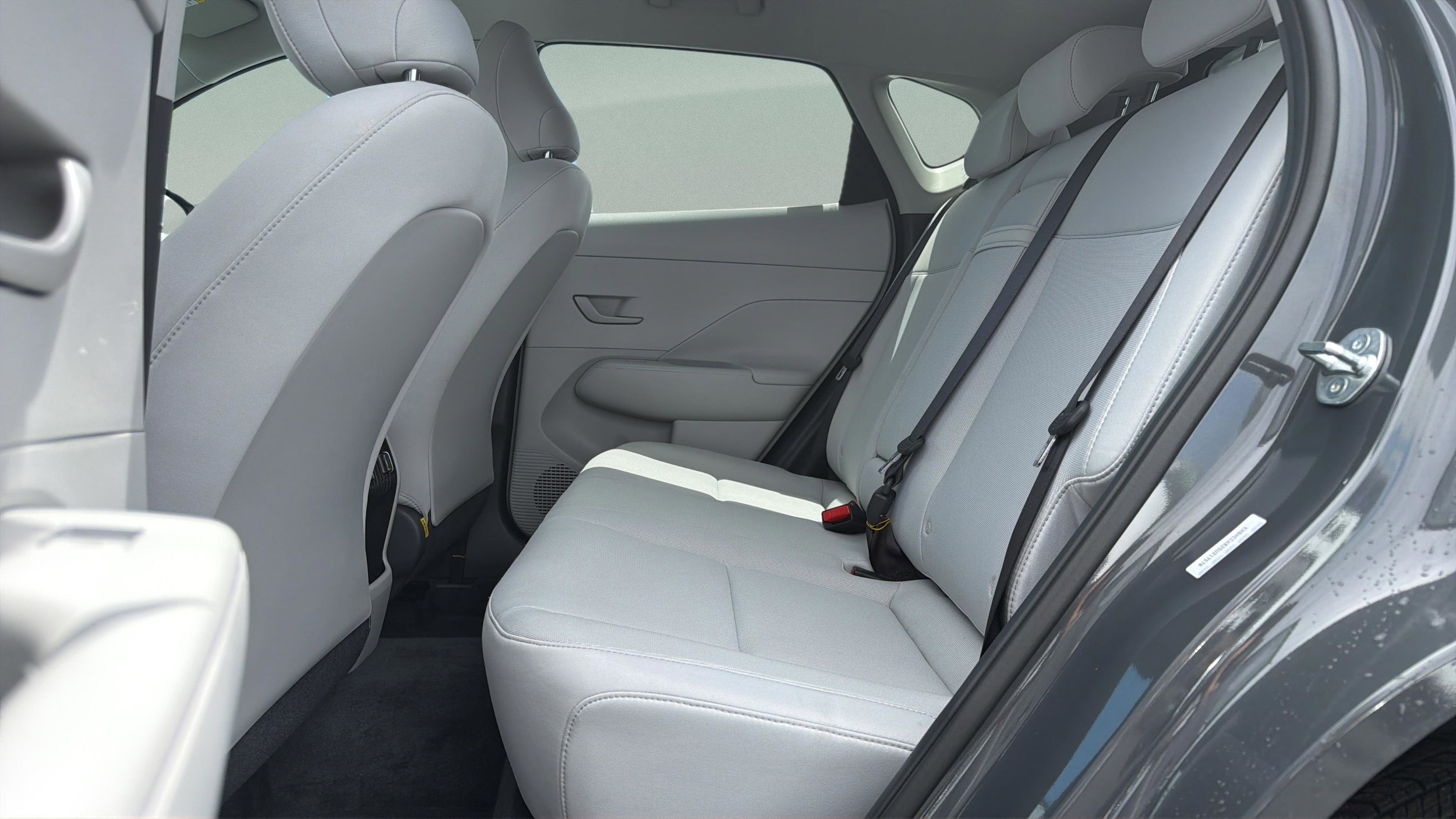 2025 Hyundai Kona SEL Convenience - Photo 17