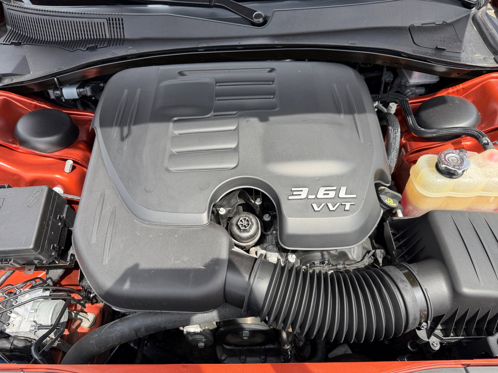 2020 Chrysler 300 Touring - Photo 22