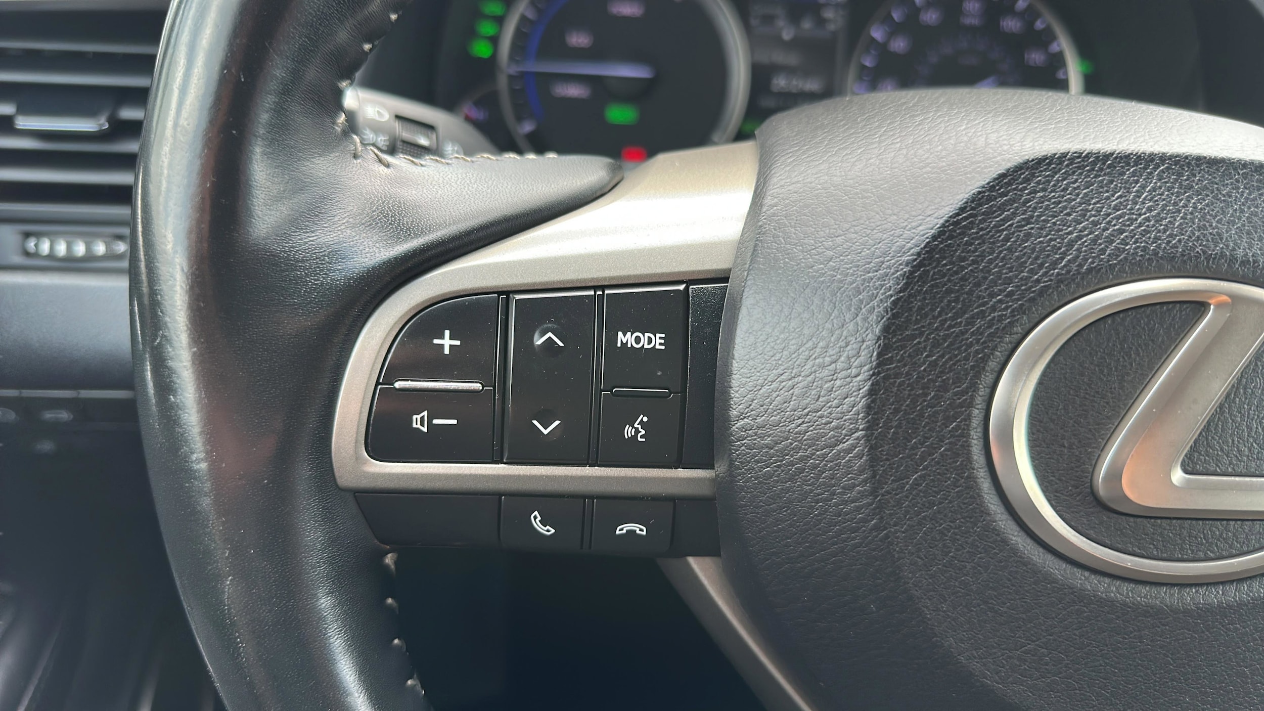2019 Lexus RX Hybrid 450h - Photo 14
