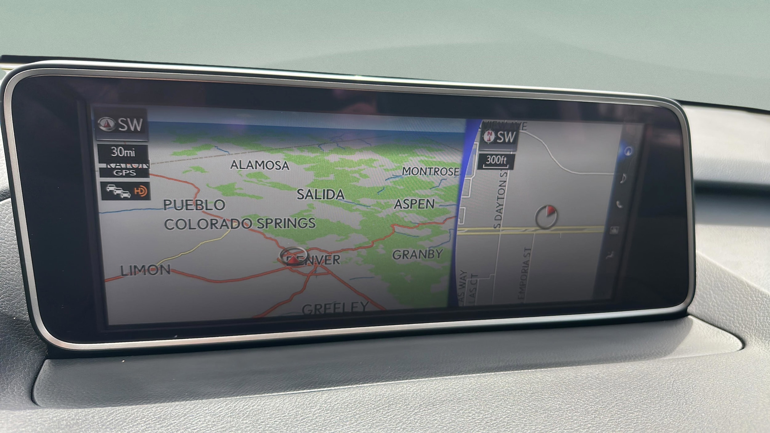 2019 Lexus RX Hybrid 450h - Photo 17