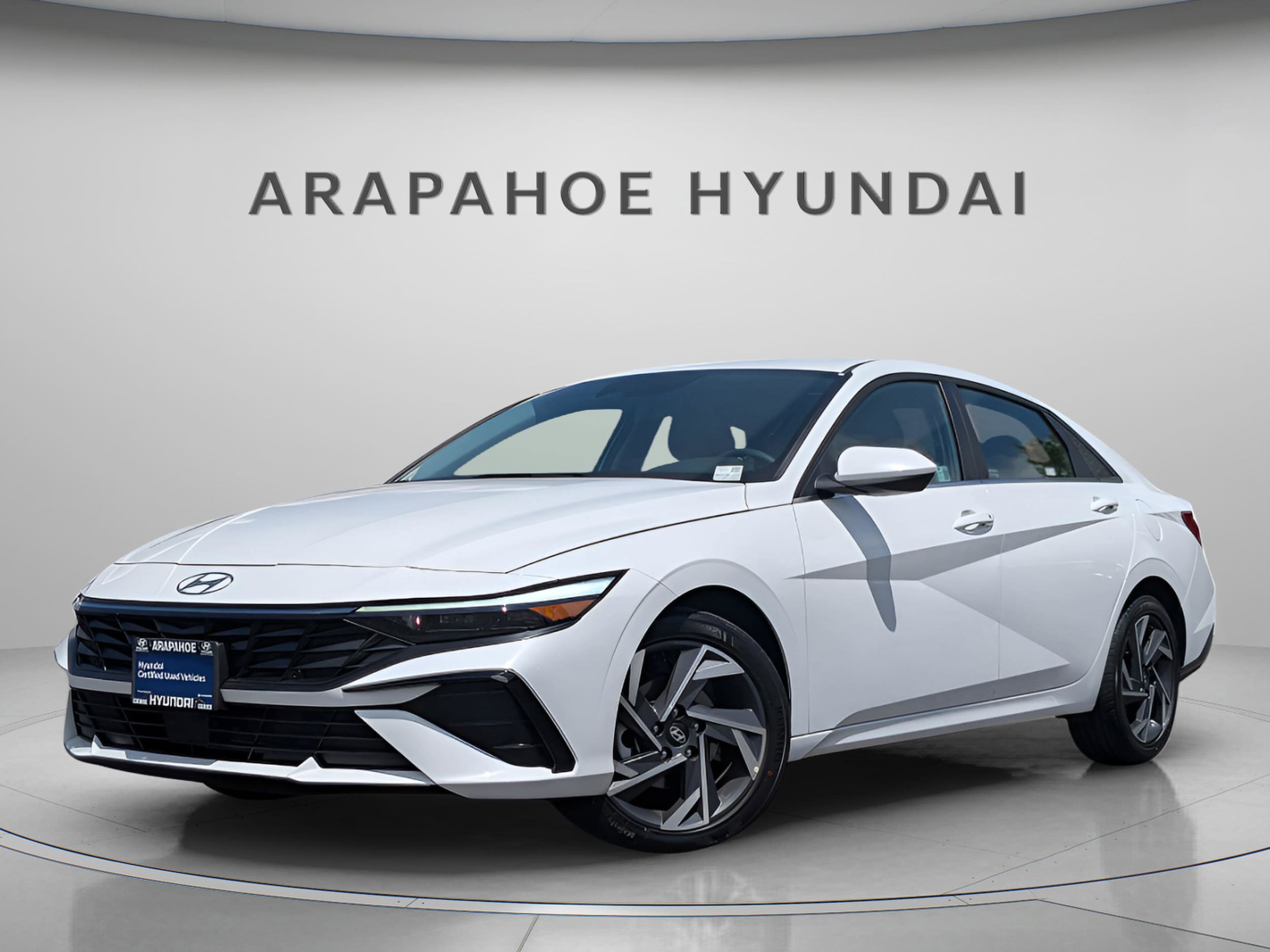 2024 Hyundai Elantra SEL's photo