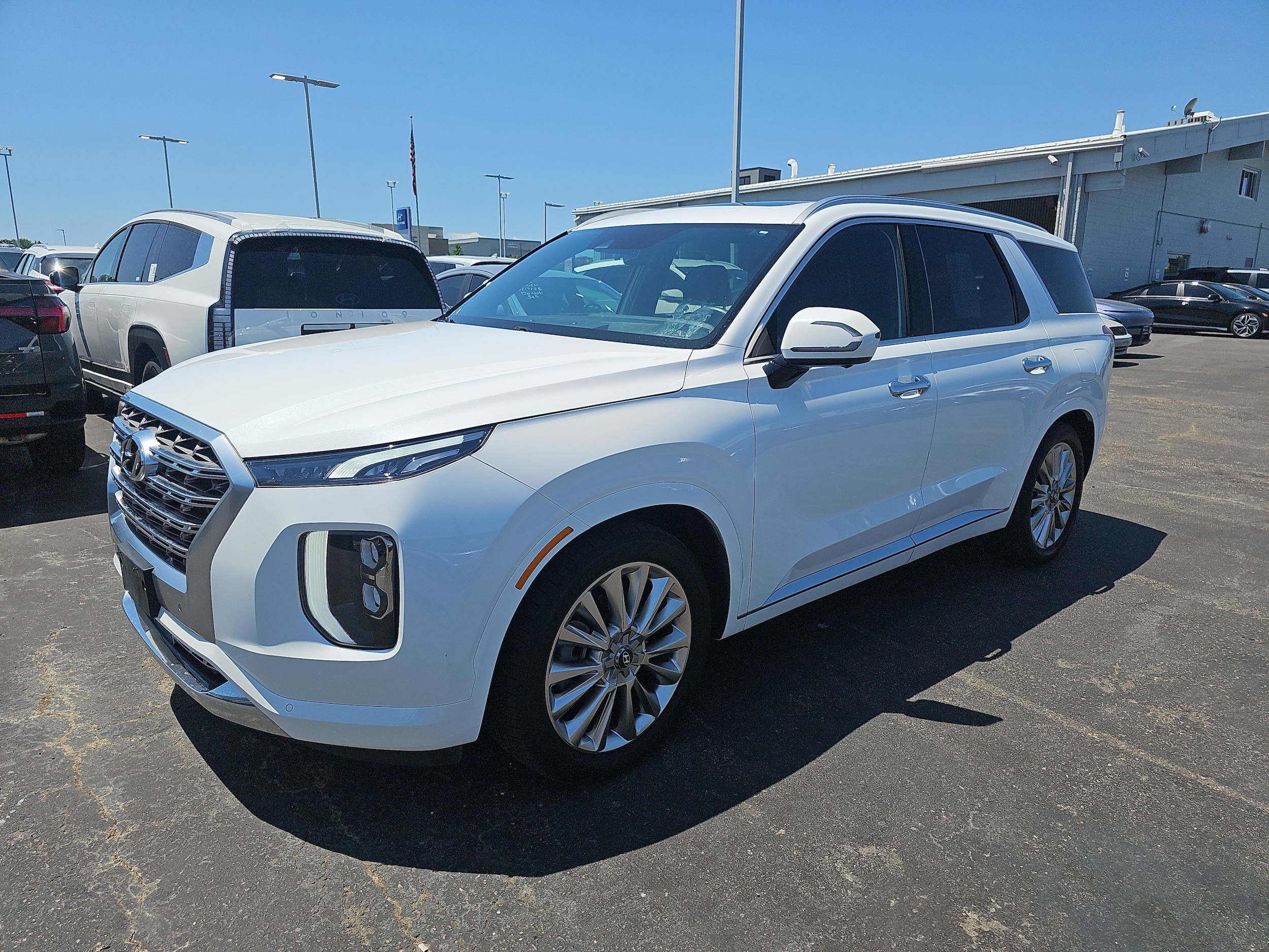 Certified 2020 Hyundai Palisade Limited with VIN KM8R5DHE5LU137377 for sale in Centennial, CO