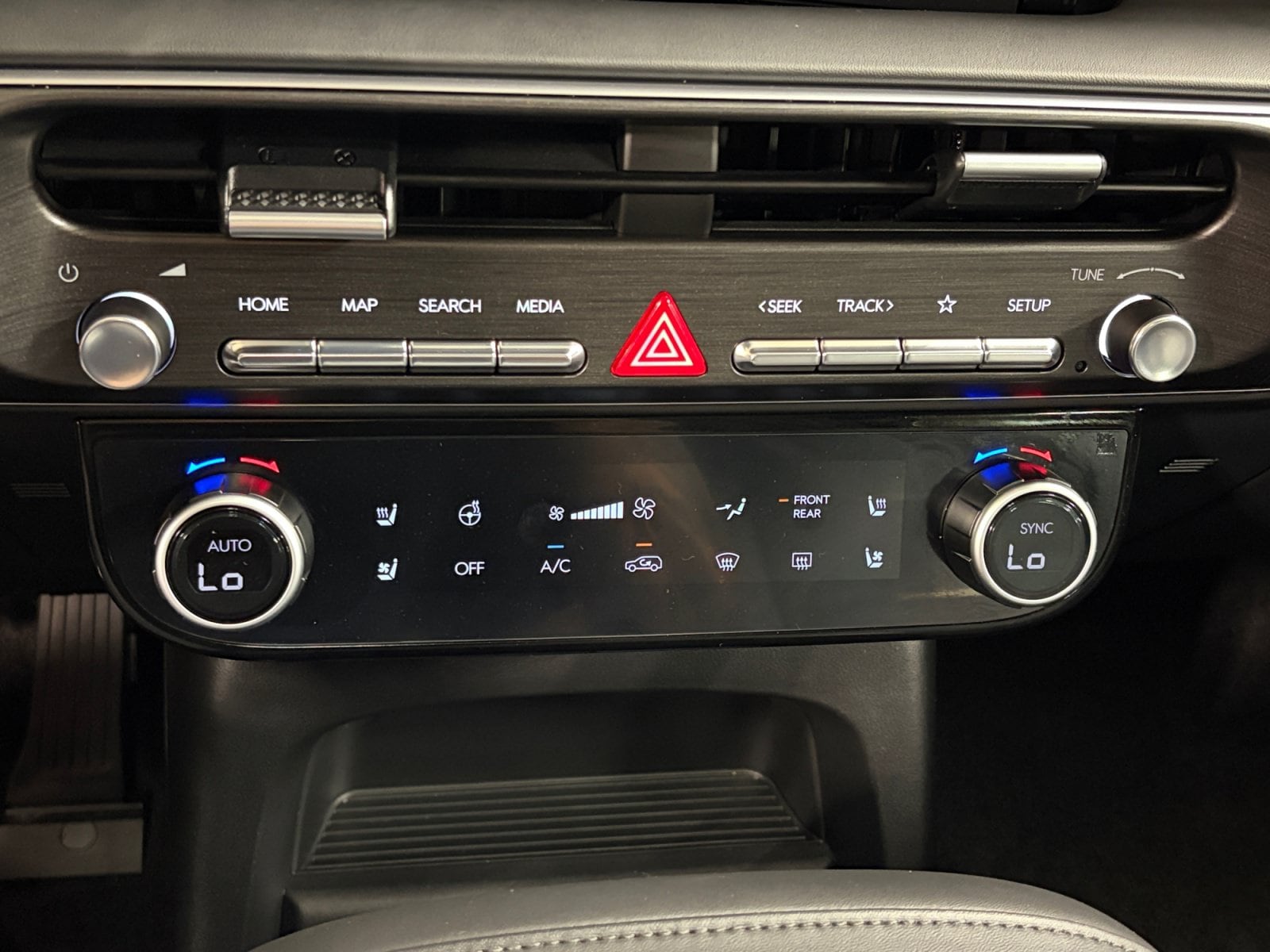 2026 Hyundai Palisade Calligraphy - Photo 16