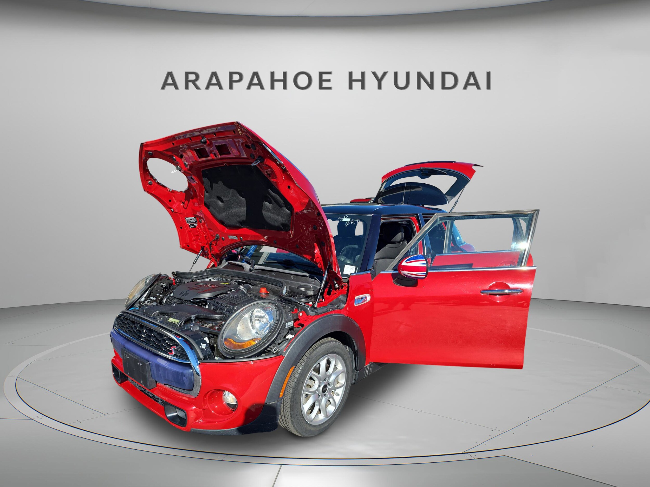 2016 Mini Cooper 4 Door Hardtop S photo 2