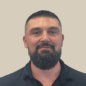 Staff member Sergei Mikhailov from ID_a165bf715547