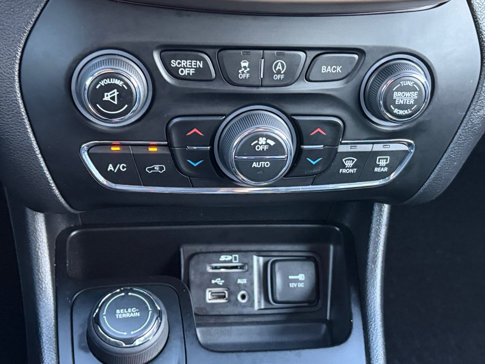 2017 Jeep Cherokee Limited - Photo 25
