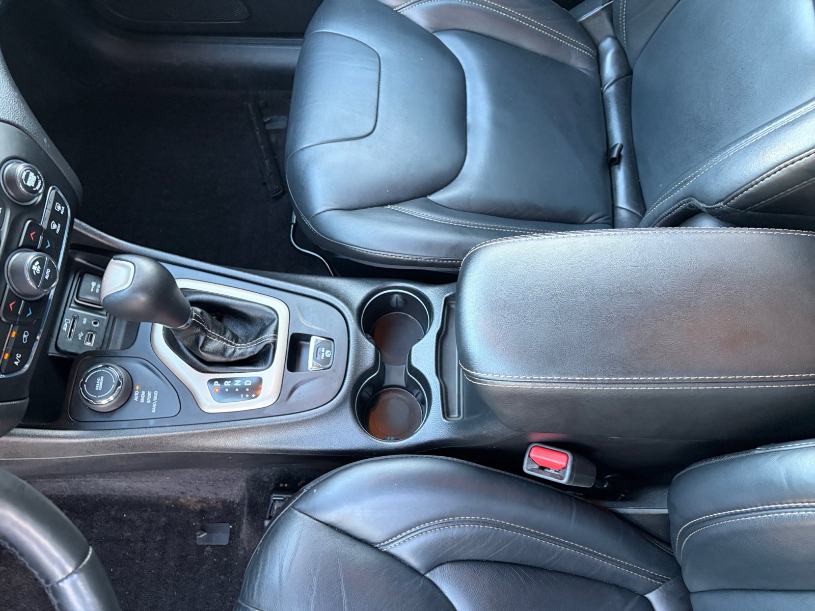 2017 Jeep Cherokee Limited - Photo 16