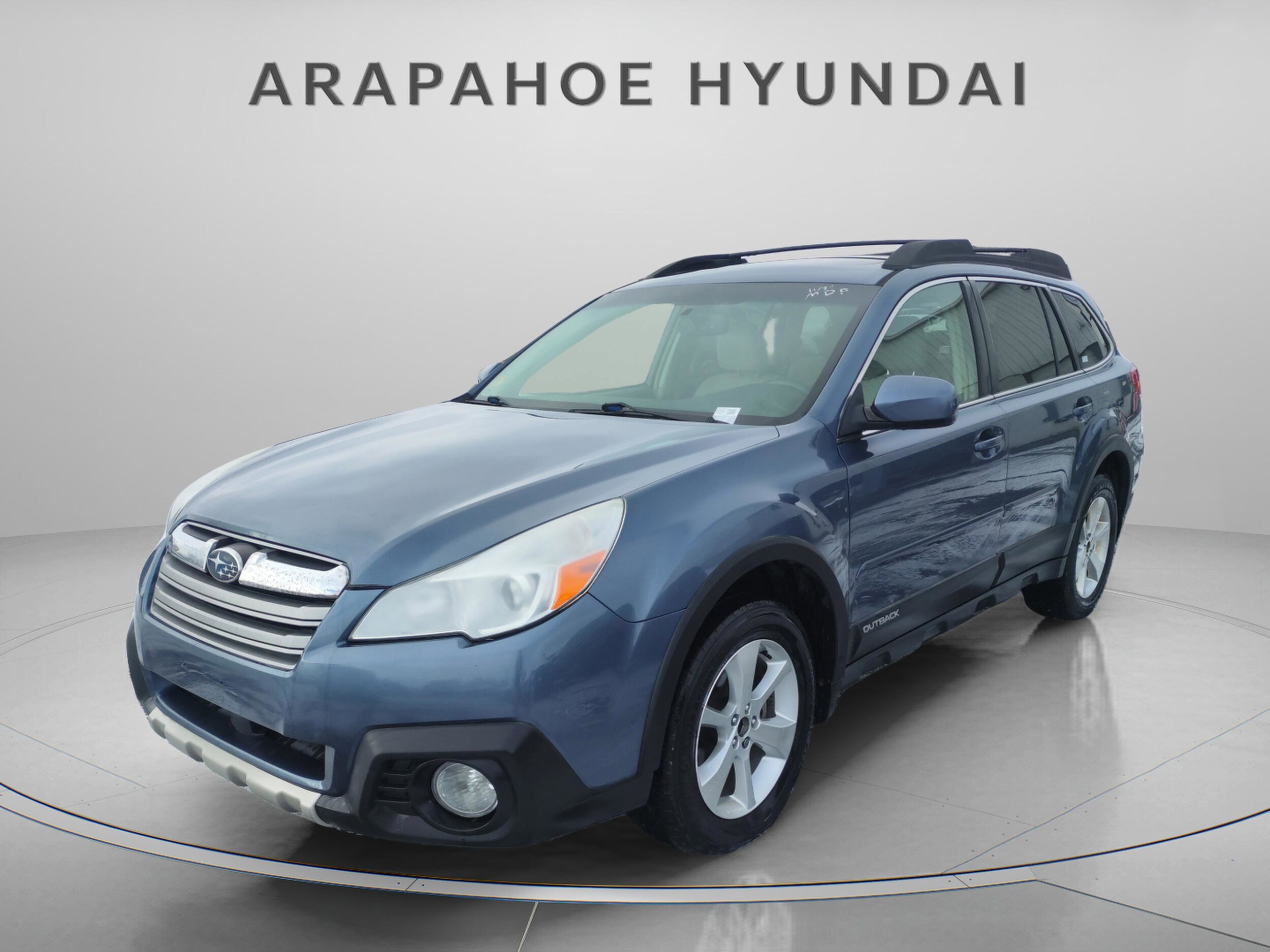 2014 Subaru Outback 2.5i Limited photo 2