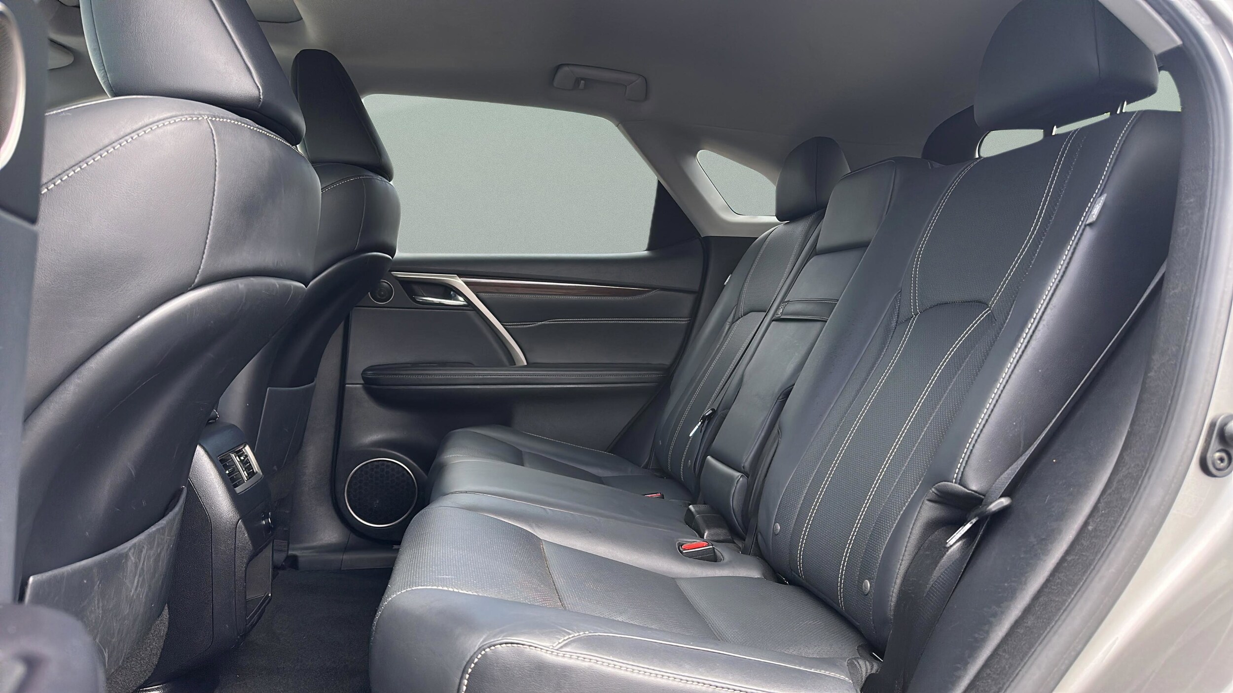 2019 Lexus RX Hybrid 450h - Photo 25