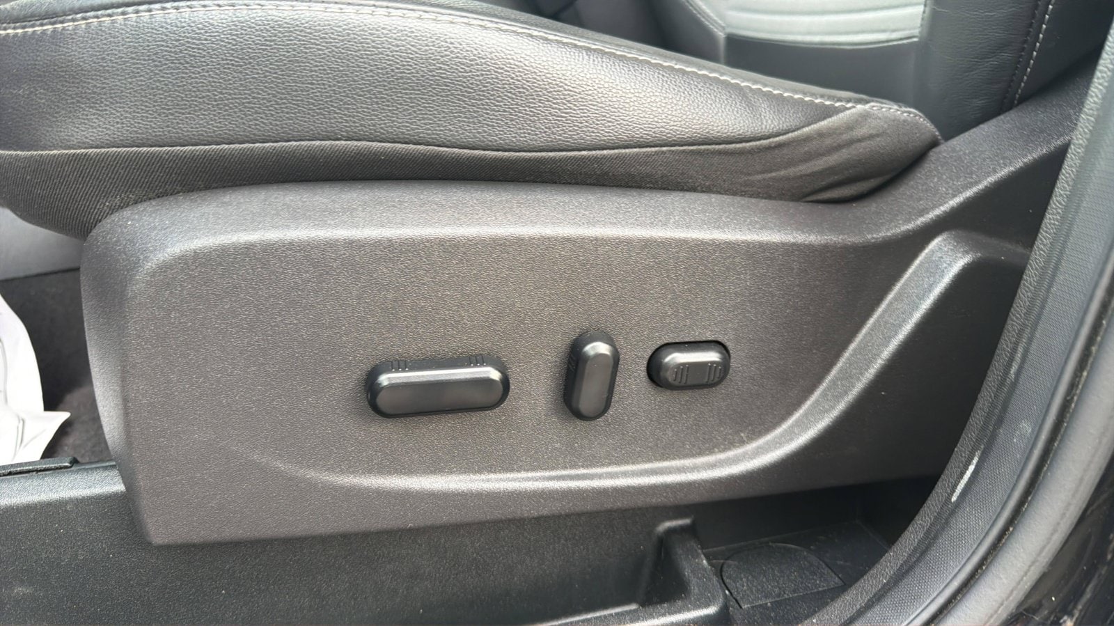 2019 Ford Escape SE - Photo 17