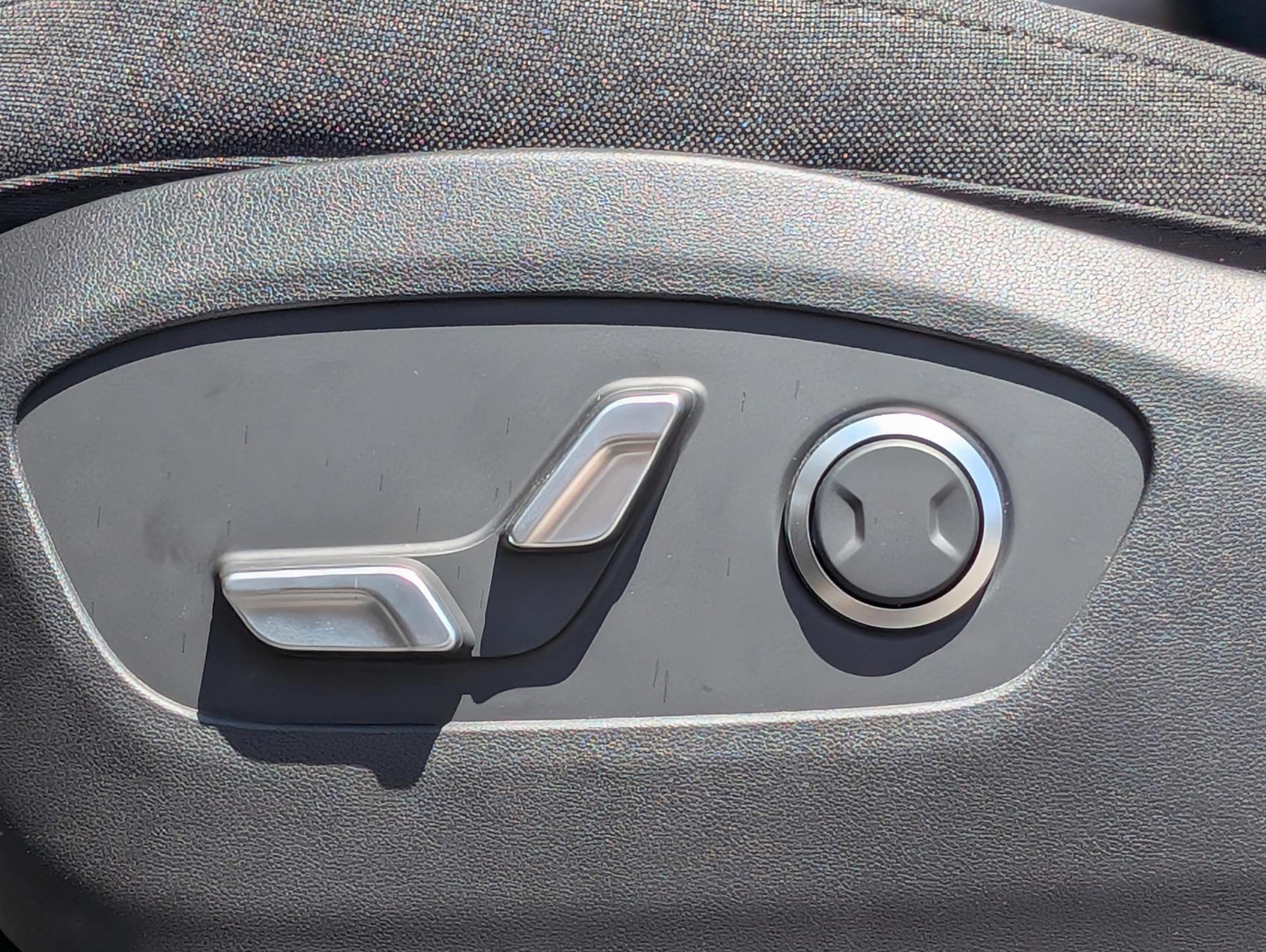 2026 Hyundai IONIQ 9 SE - Photo 14