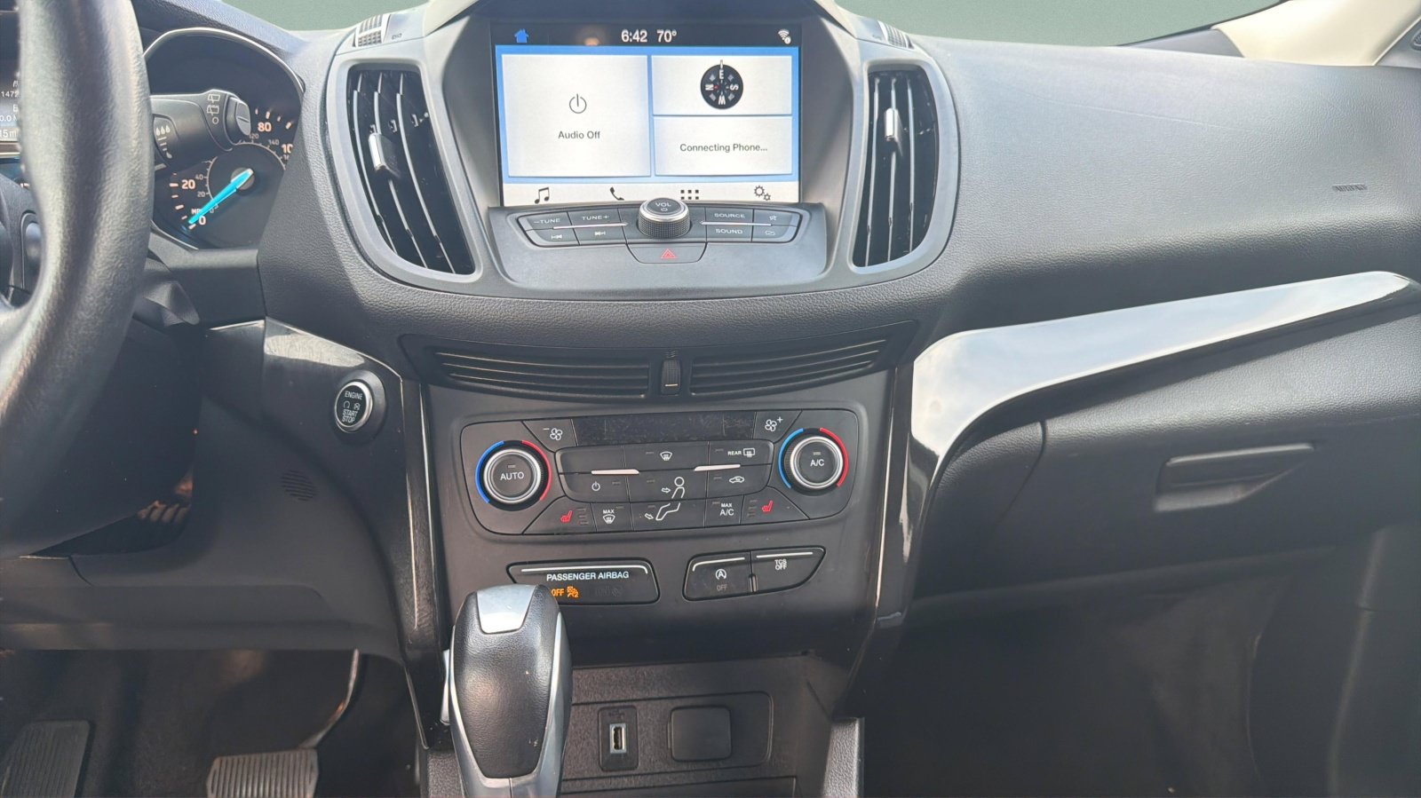 2019 Ford Escape SE - Photo 12