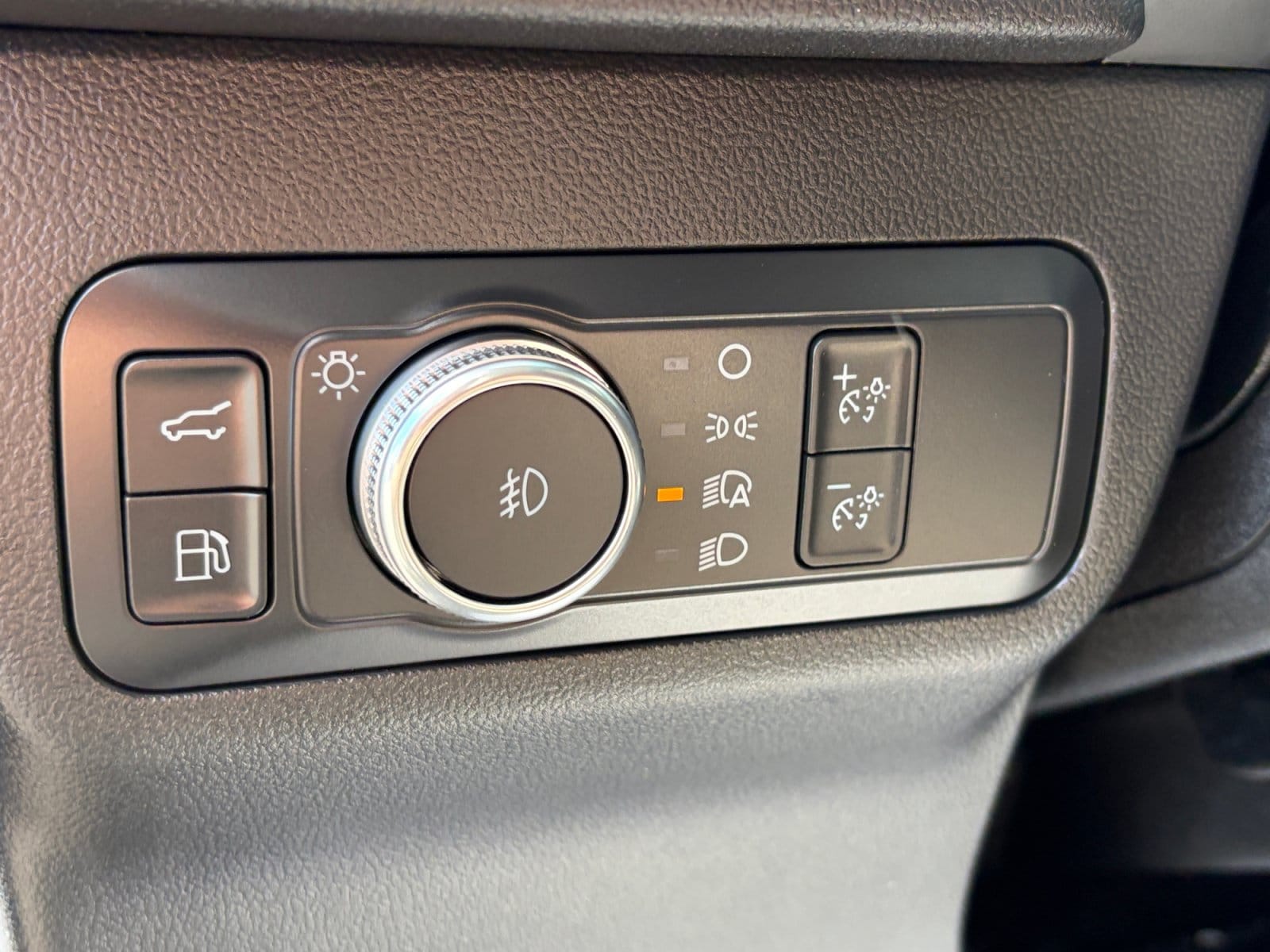 2022 Ford Escape Titanium - Photo 17
