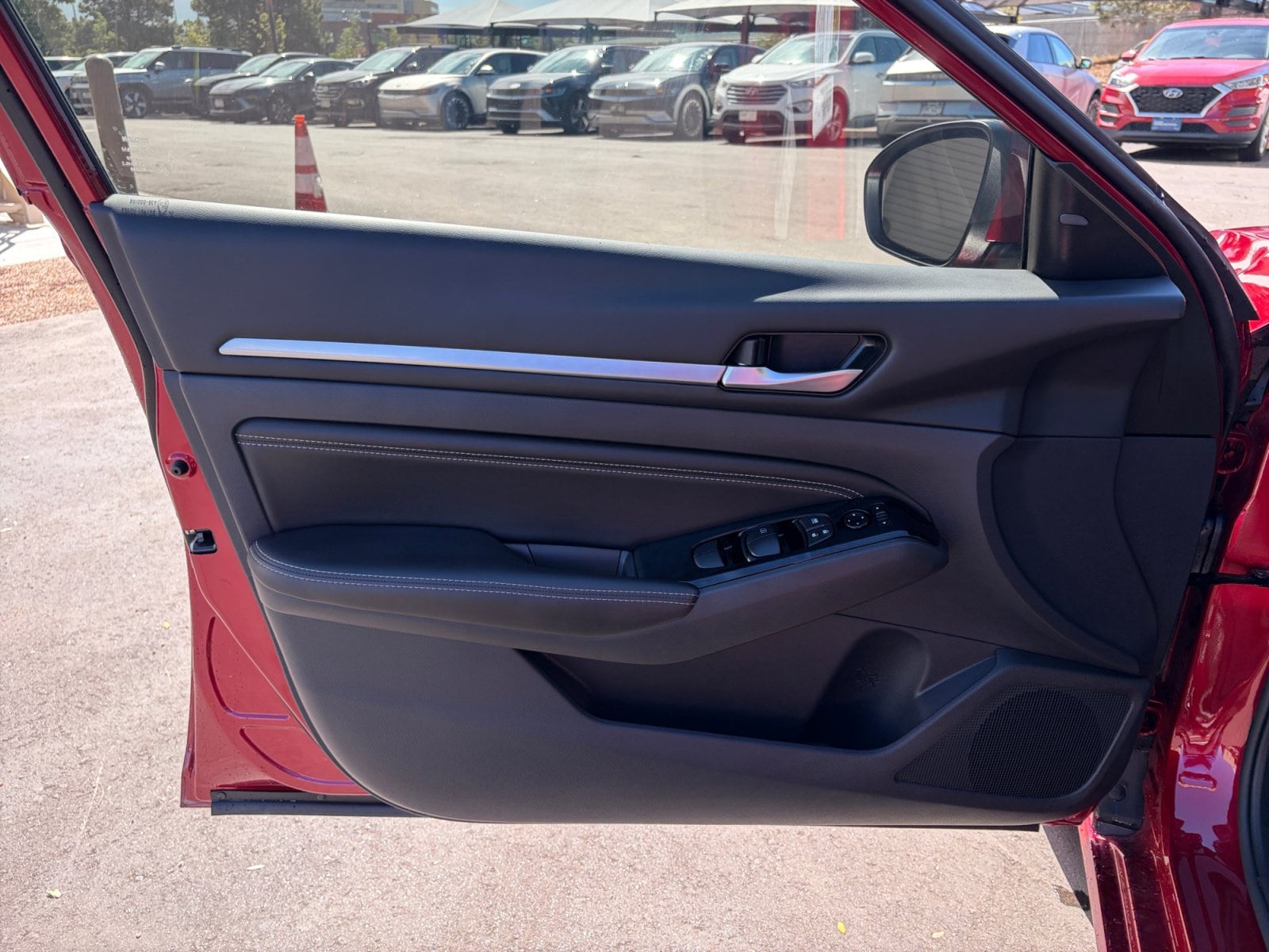 2023 Nissan Altima SV - Photo 14