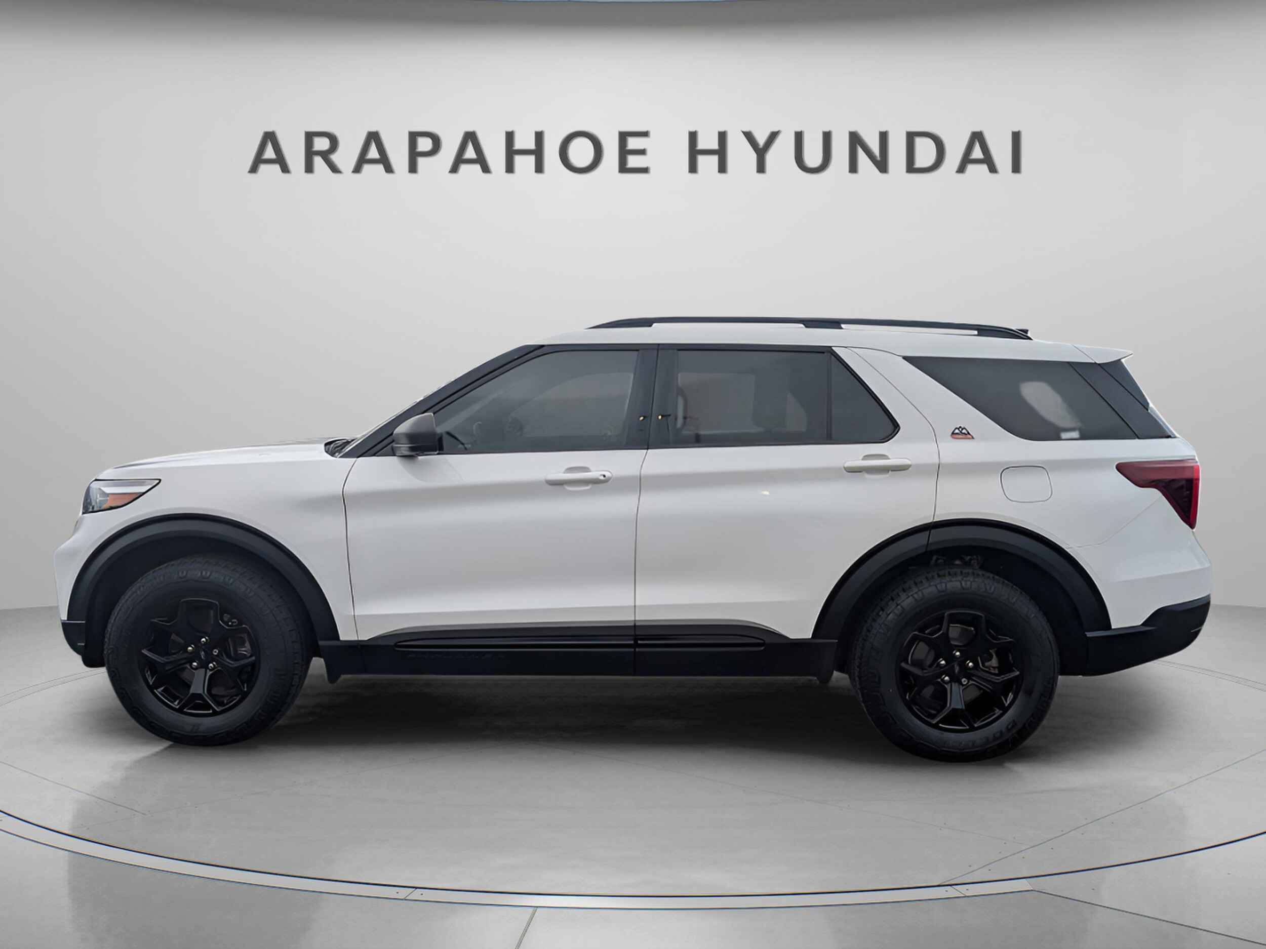 2022 Ford Explorer Timberline photo 2