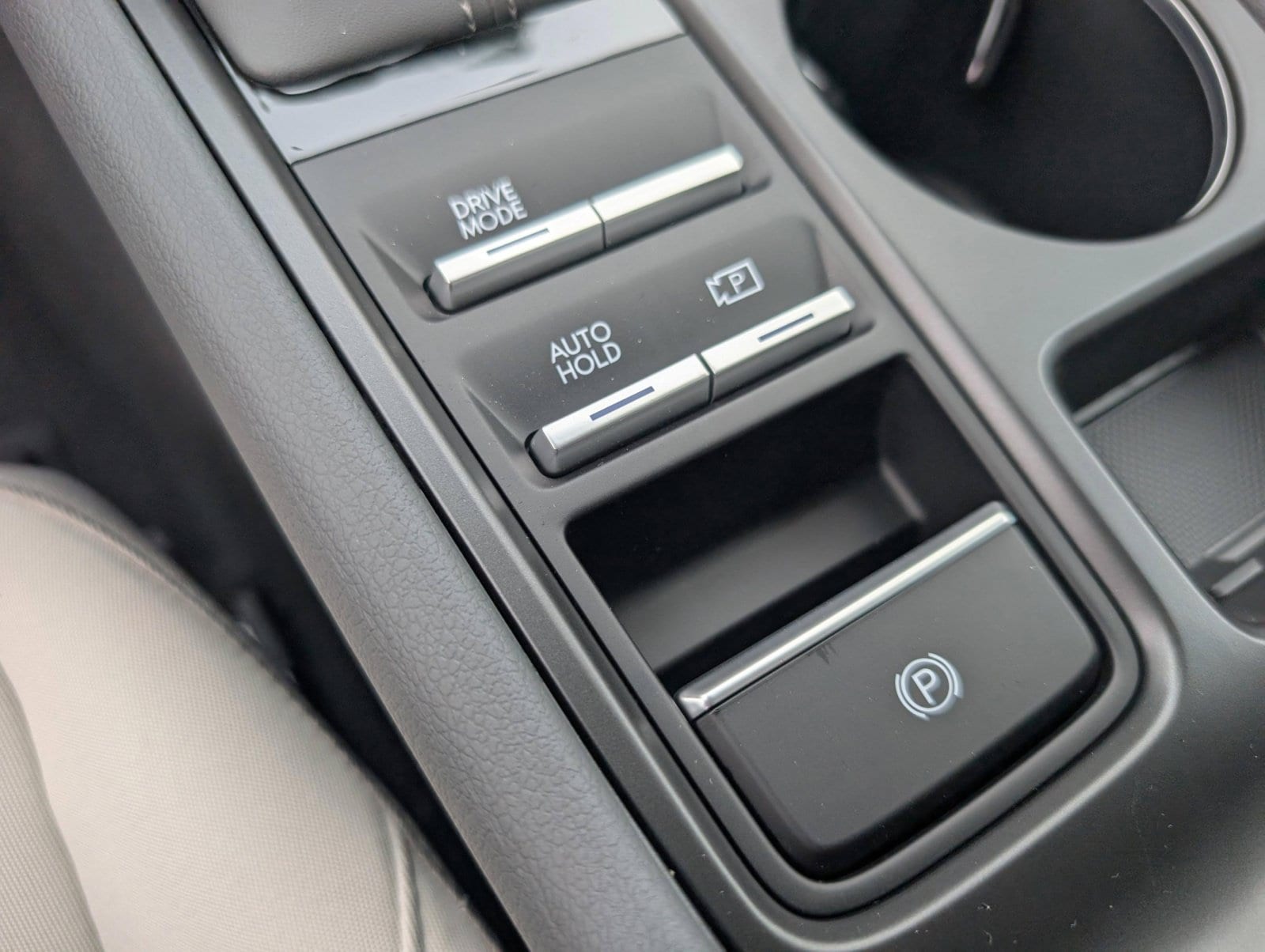 2025 Hyundai Sonata SE - Photo 32
