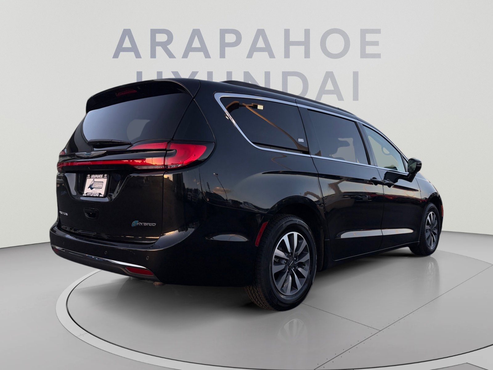 2021 Chrysler Pacifica Hybrid Touring - Photo 5