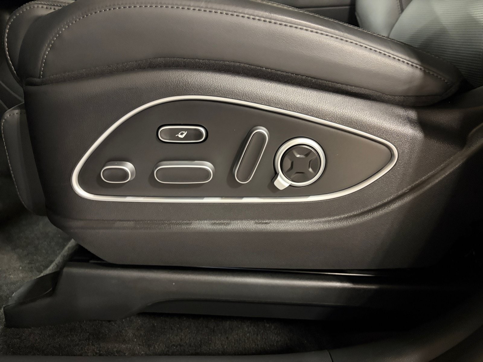2026 Hyundai Palisade Calligraphy - Photo 15