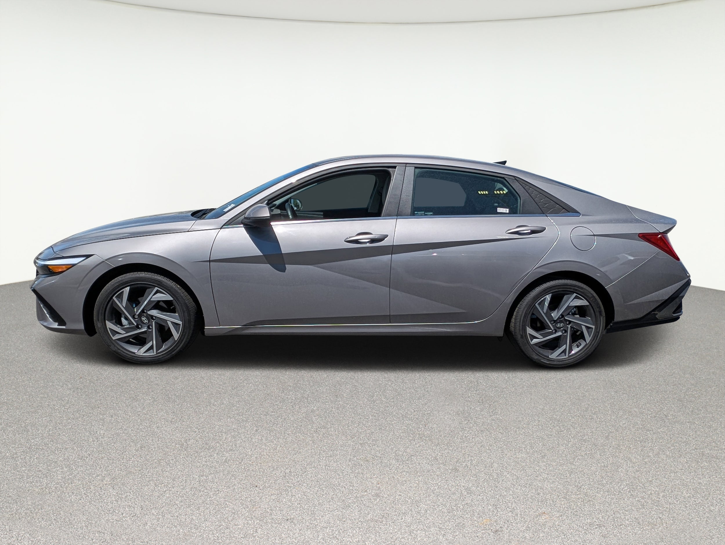 Certified 2024 Hyundai Elantra Limited with VIN KMHLN4DJ8RU095305 for sale in Centennial, CO