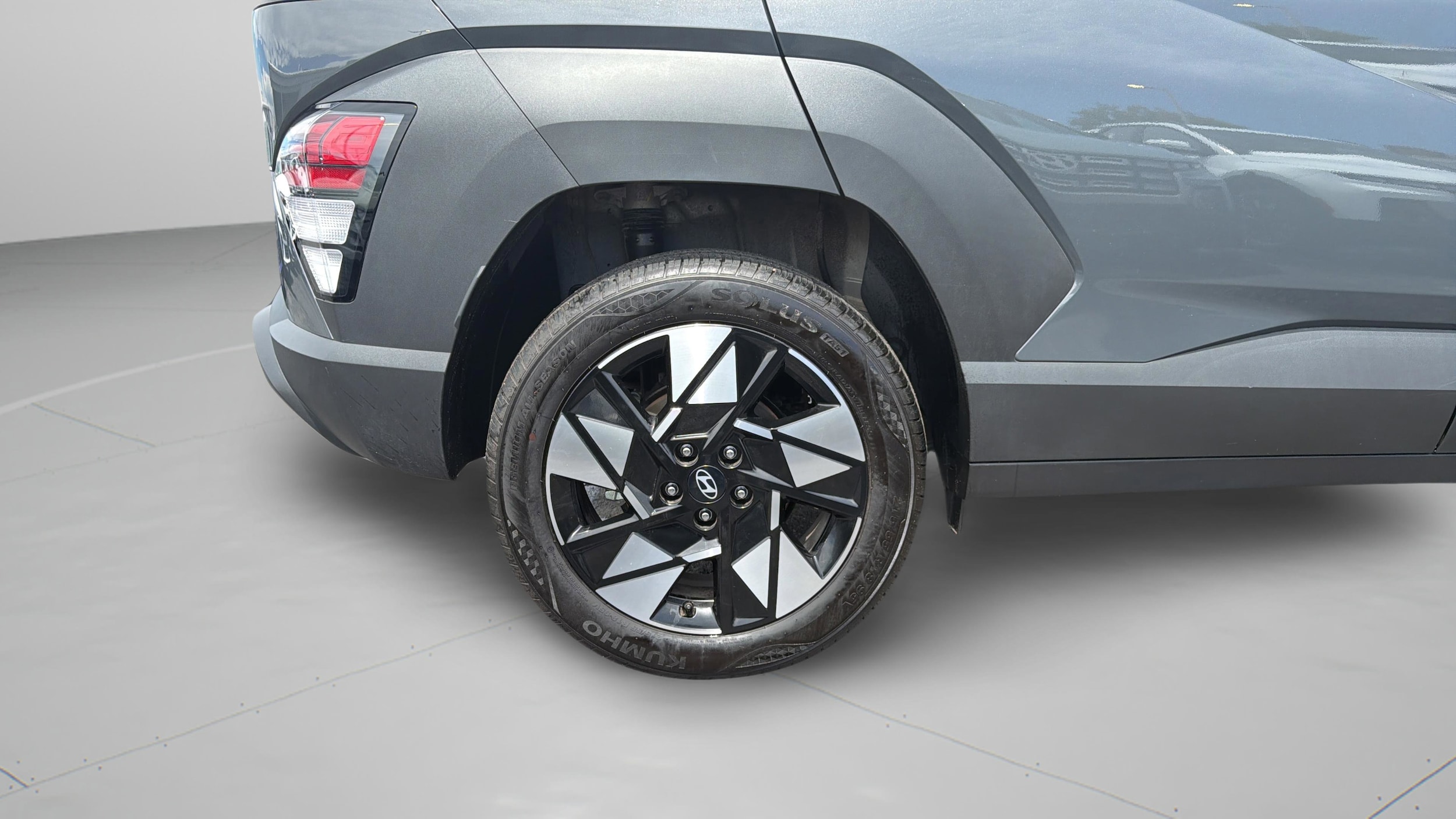2025 Hyundai Kona SEL Convenience - Photo 34