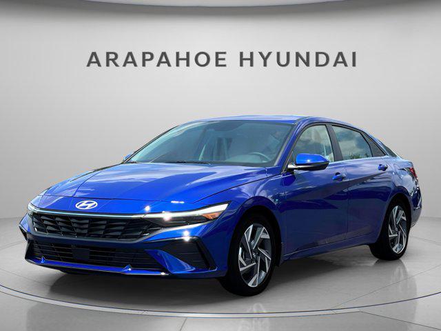 2025 Hyundai Elantra Limited - Photo 12