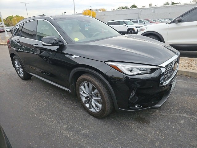 2021 Infiniti QX50 Luxe photo 2