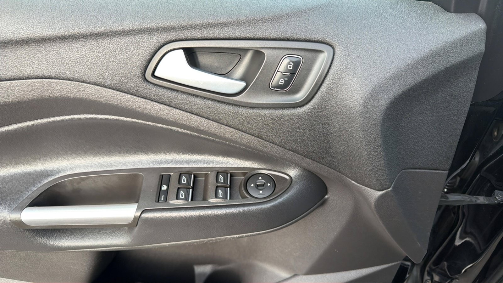2019 Ford Escape SE - Photo 30