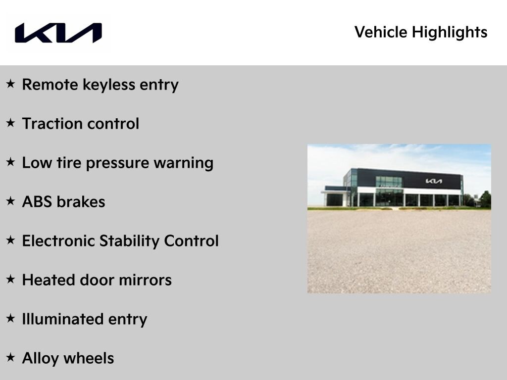 Used 2016 Toyota Camry SE Sedan