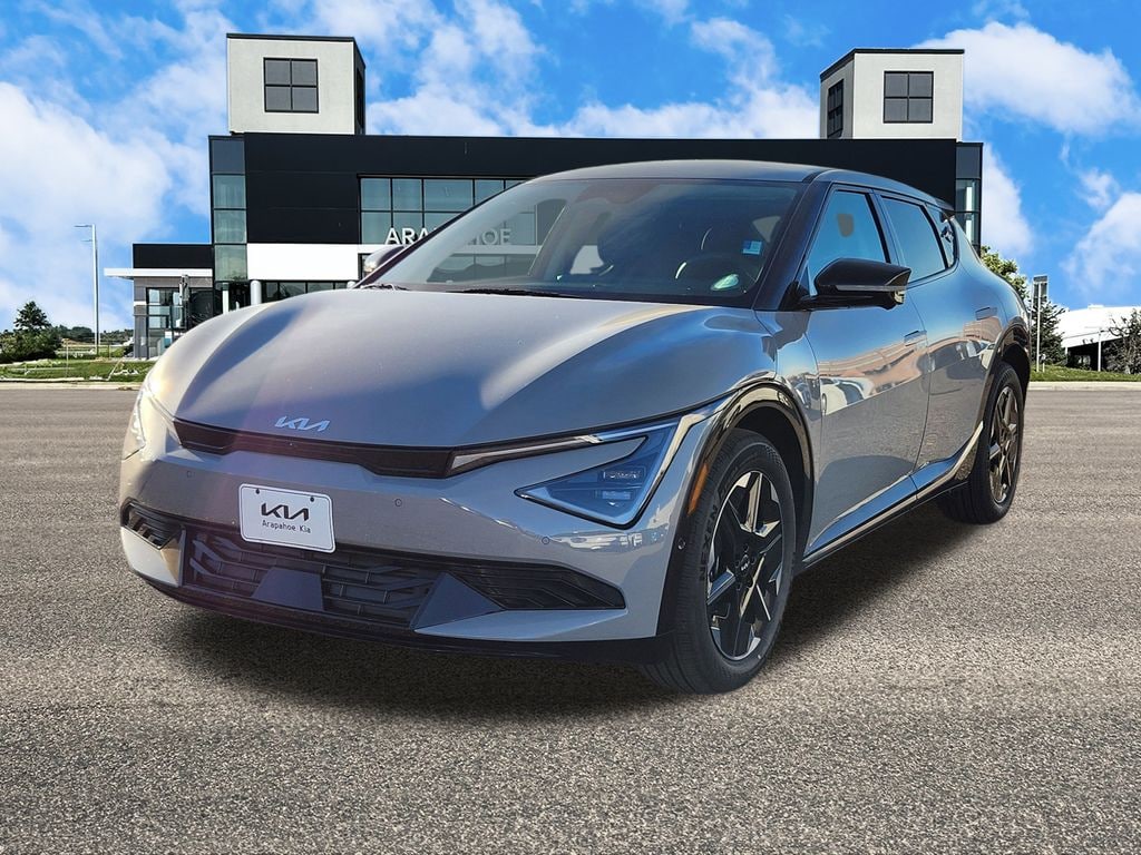 New 2025 Kia EV6 Wind SUV