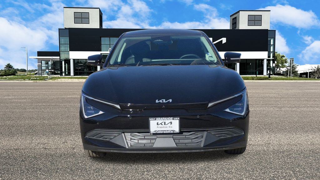 2025 Kia EV6 Light photo 3