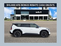 2026 Kia EV9 Land SUV