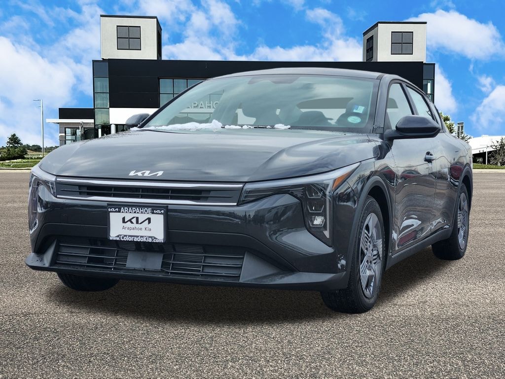 New 2025 Kia K4 LX Sedan