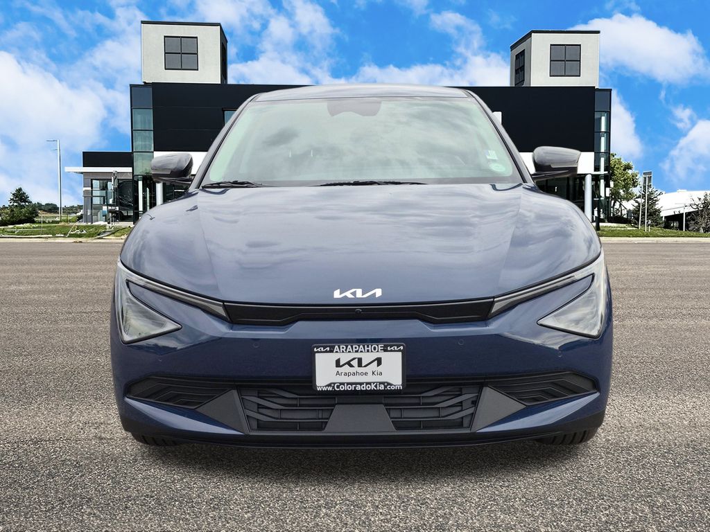 2025 Kia EV6 Light photo 3