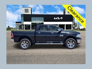 2017 Ram 1500 Laramie Truck