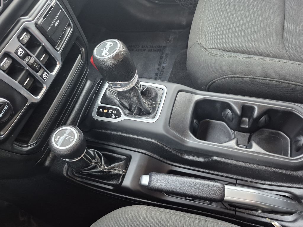 2018 Jeep All-New Wrangler Unlimited Sahara - Photo 25