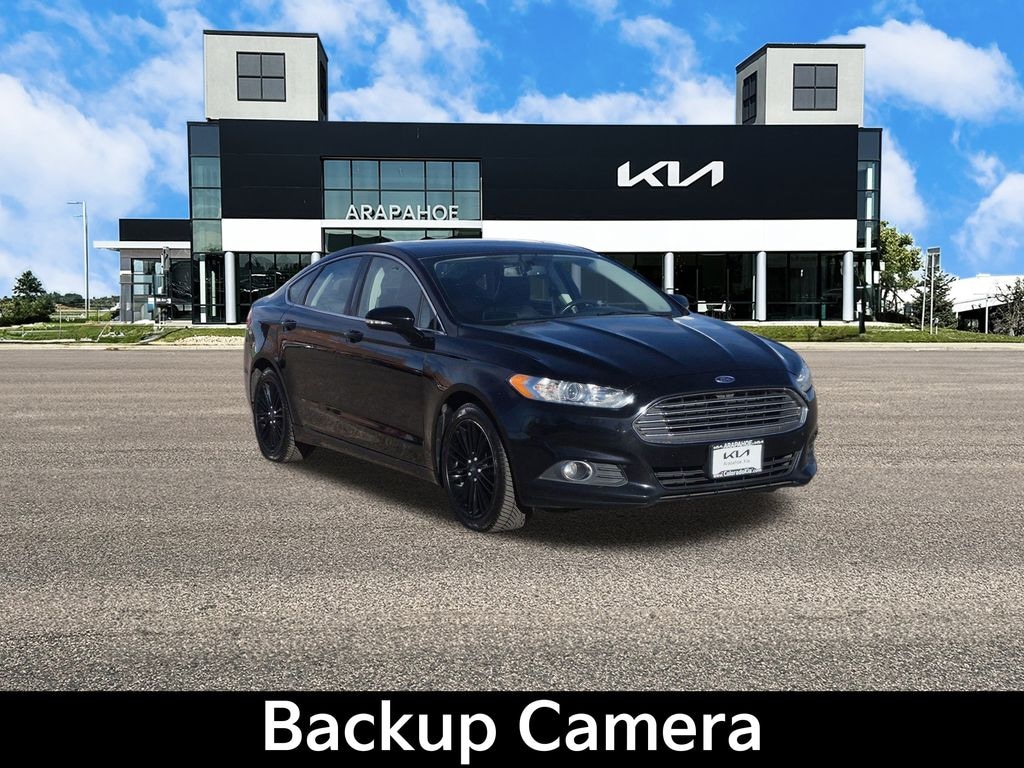 Used 2016 Ford Fusion SE Sedan