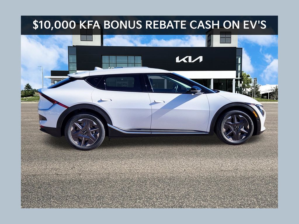 2025 Kia EV6 Light L/R AWD's photo