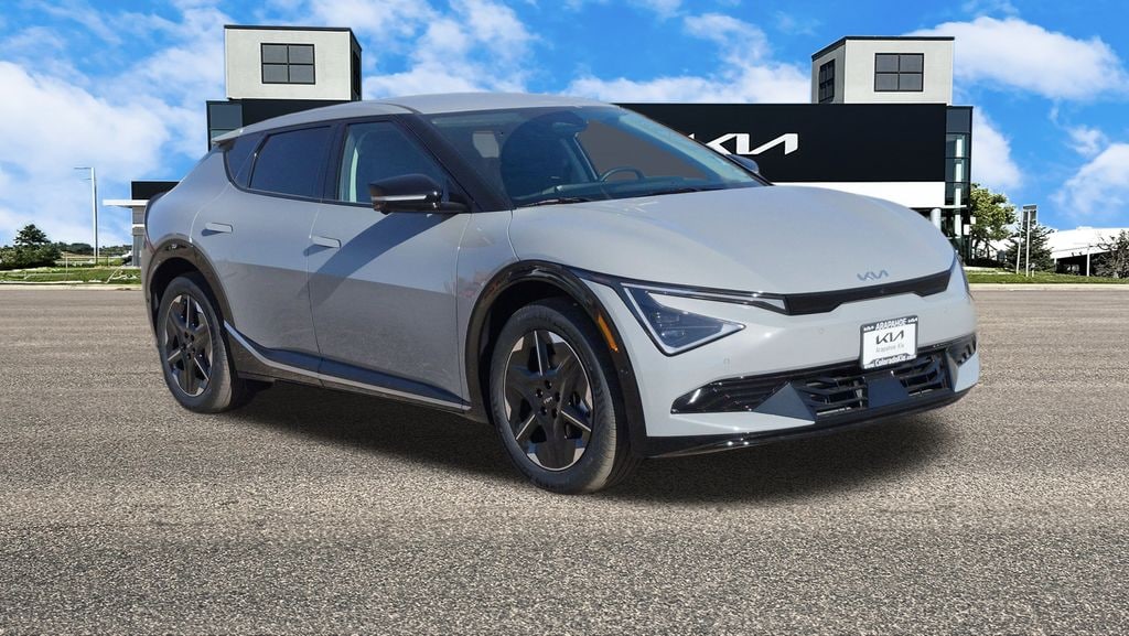 New 2025 Kia EV6 Wind SUV