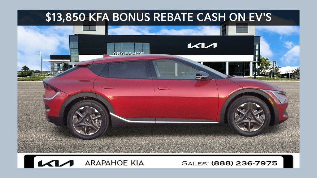 2025 Kia EV6 Light L/R's photo
