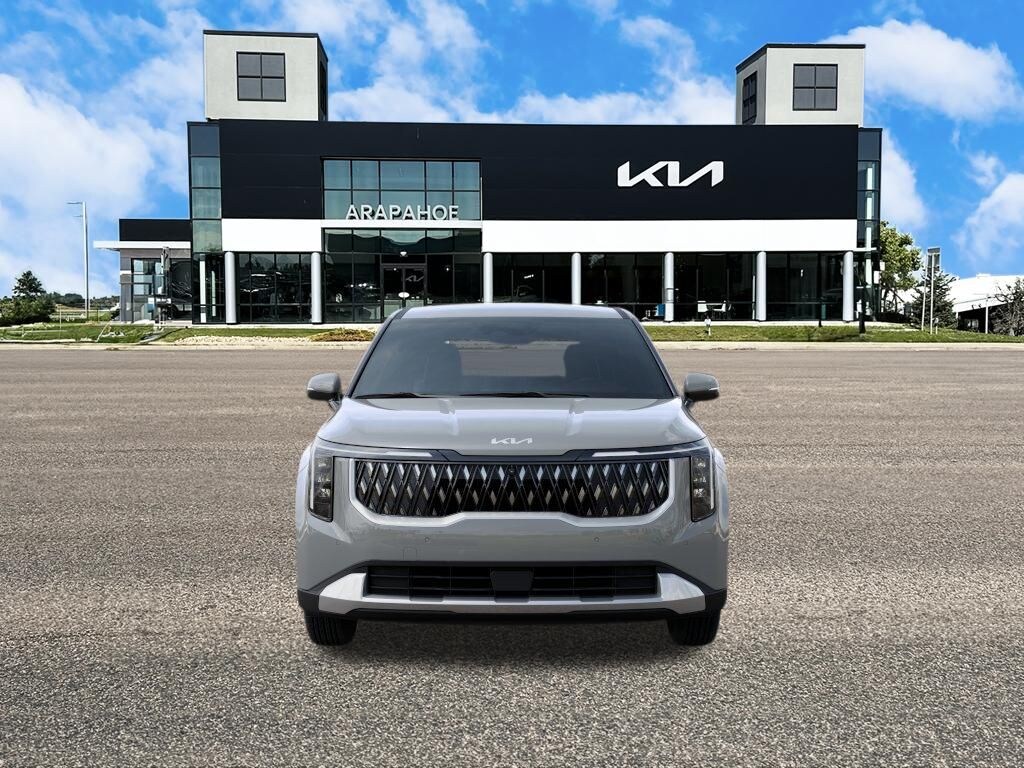 New 2027 Kia Carnival LX Minivan/Van