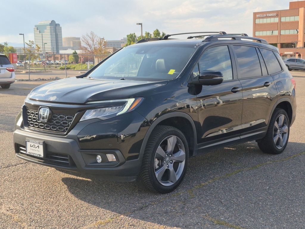 2021 Honda Passport Touring photo 2