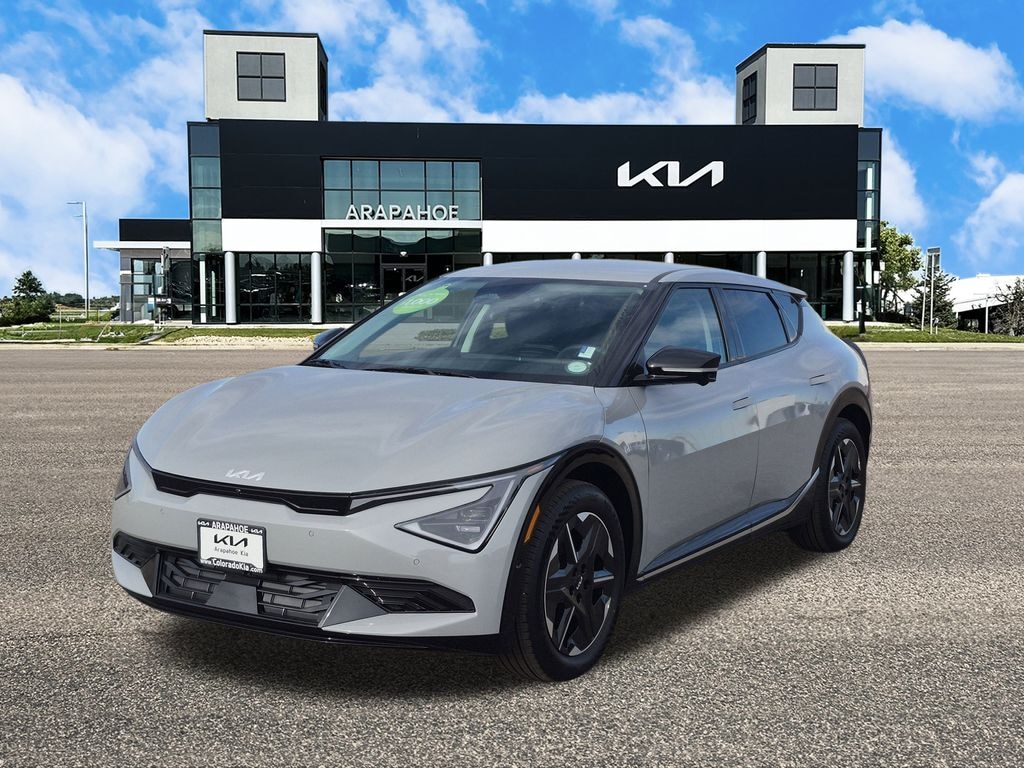New 2025 Kia EV6 Wind SUV