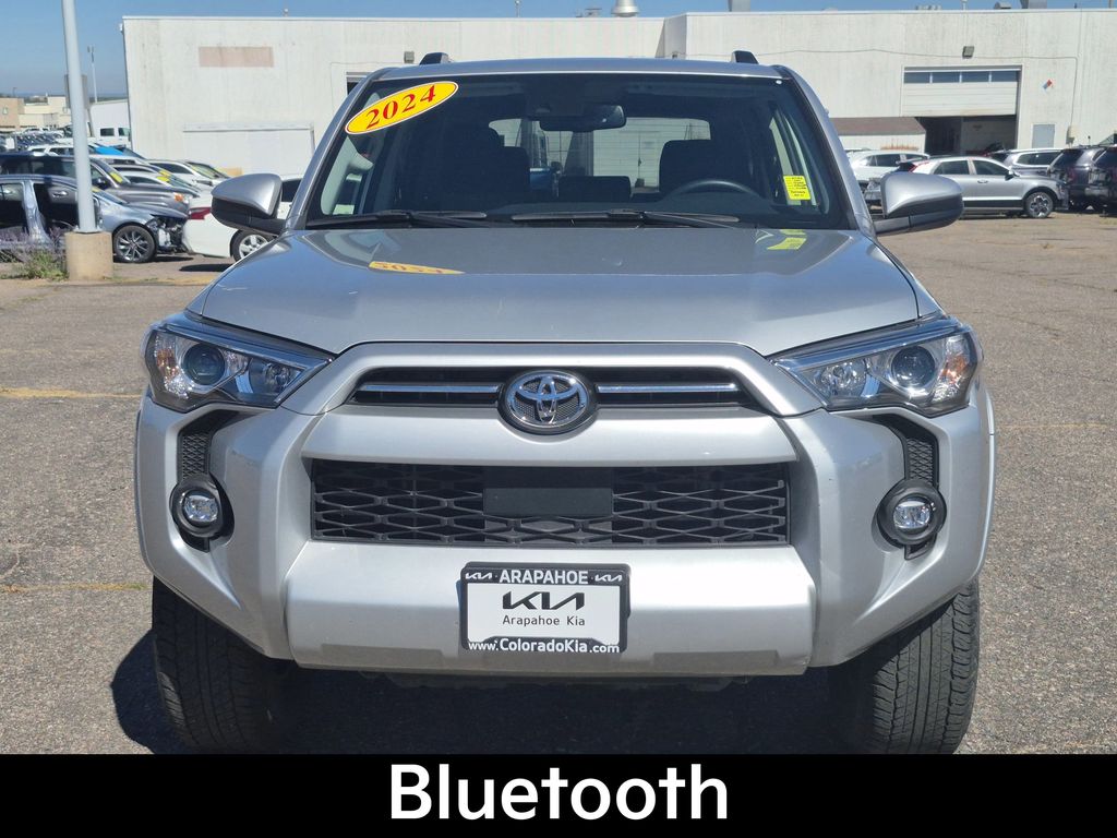 2024 Toyota 4Runner SR5 photo 3