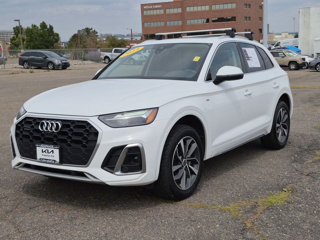 2023 Audi Q5 45 S line Premium photo 4