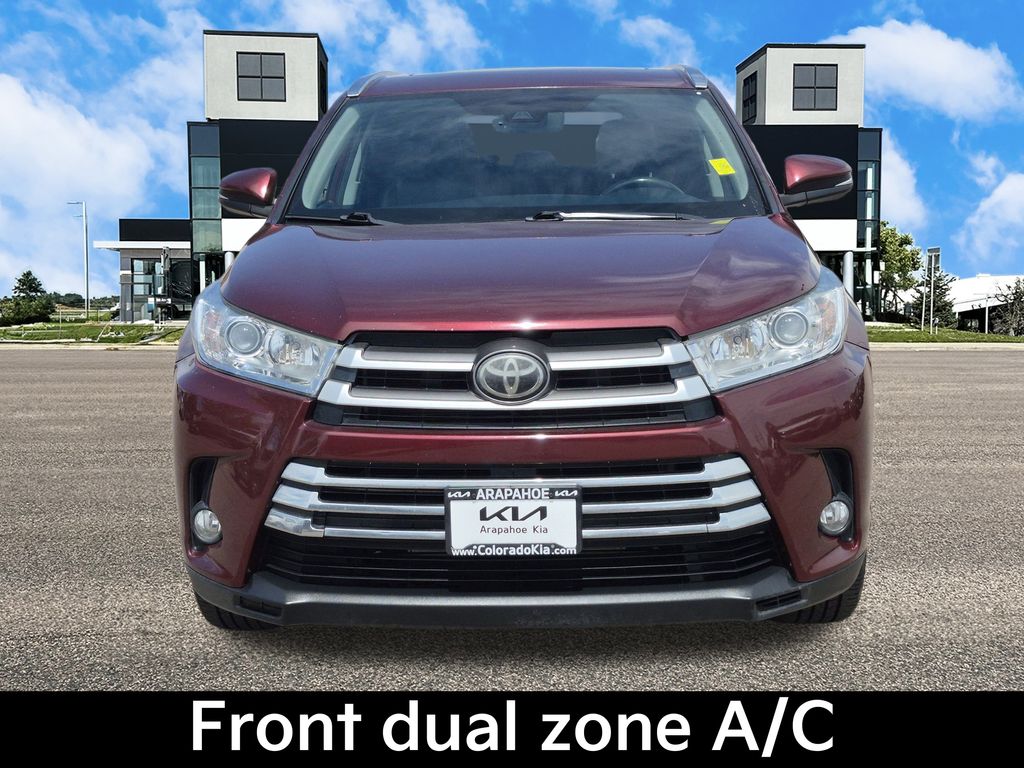 2018 Toyota Highlander XLE photo 3