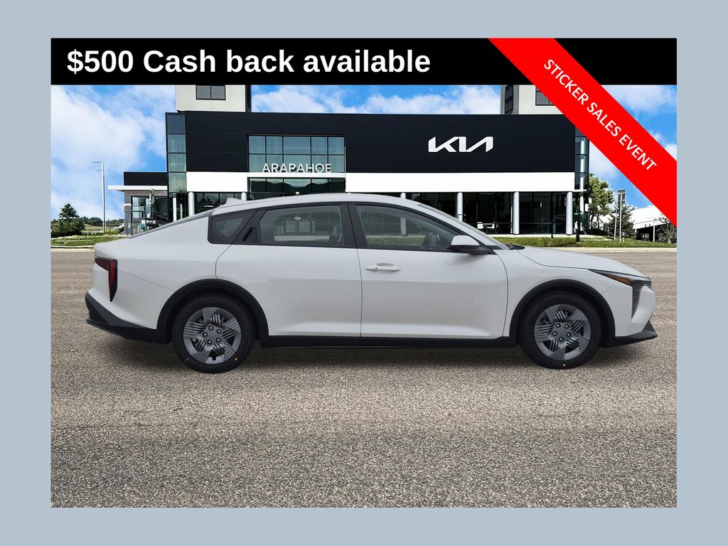 2026 Kia K4 LX AT's photo