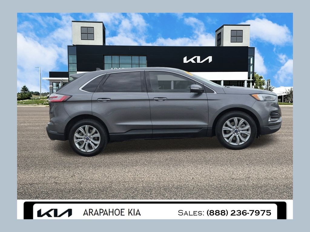 Certified 2022 Ford Edge Titanium SUV